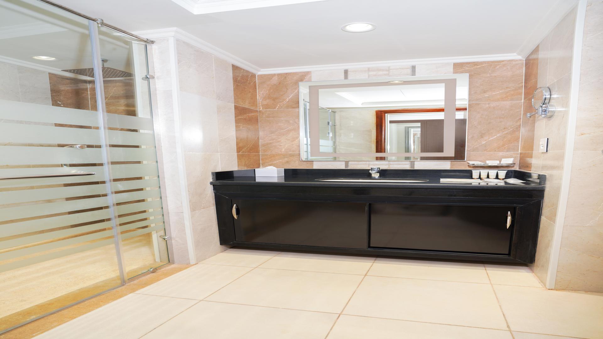 Junior Suite Sea Side View Room Image